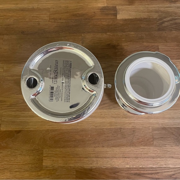 Slatkin & Co 2008 Large Evergreen Snowman Candle - Picture 7 of 8